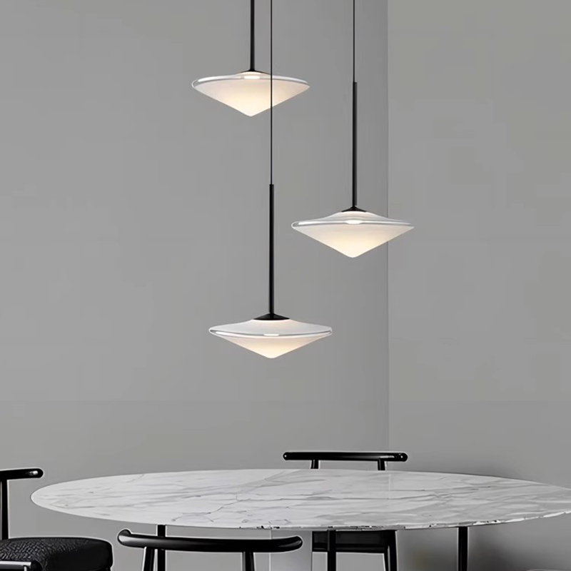 Lampade a sospensione moderne  - Desk Setup White recensione e prezzo